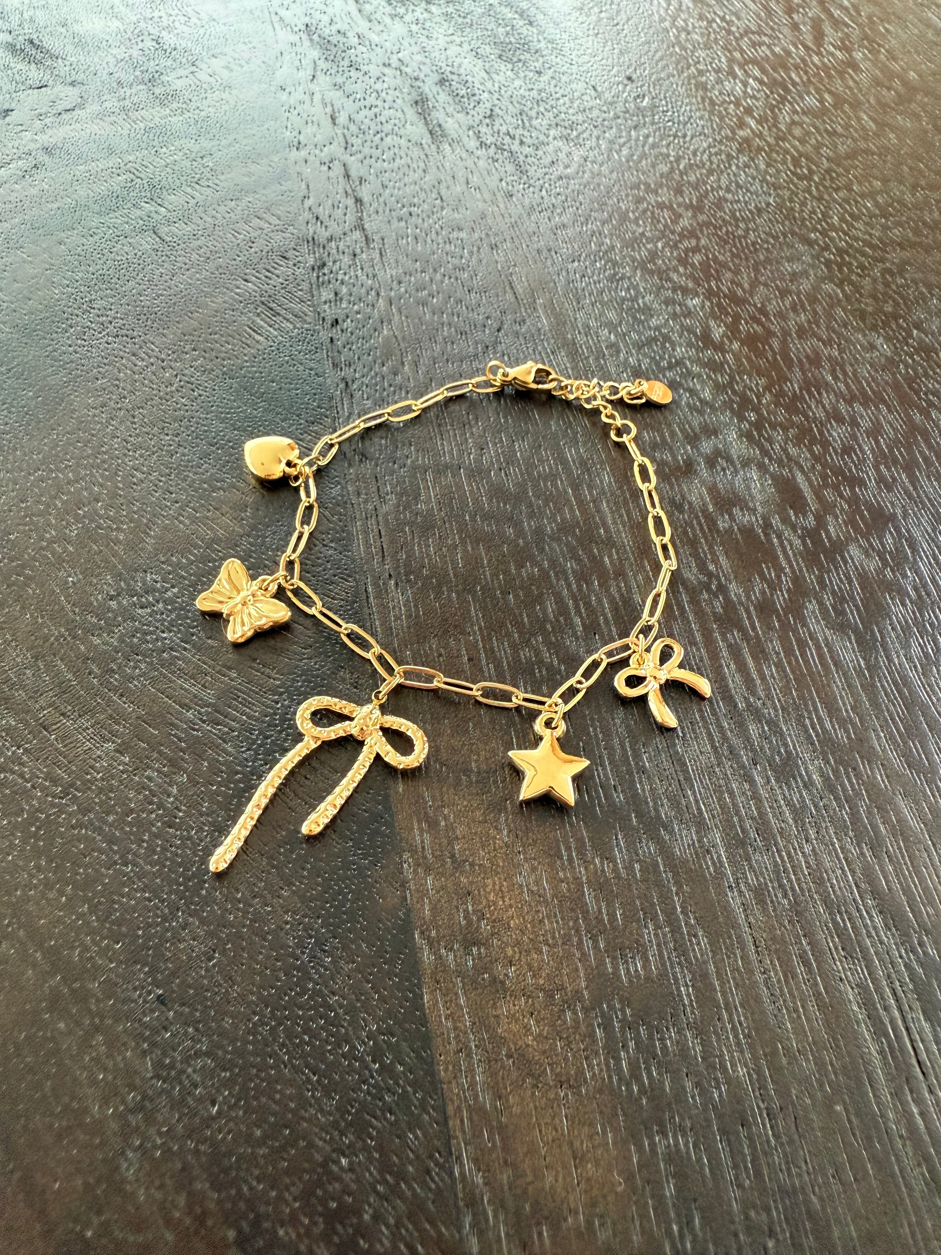 Charm bracelet