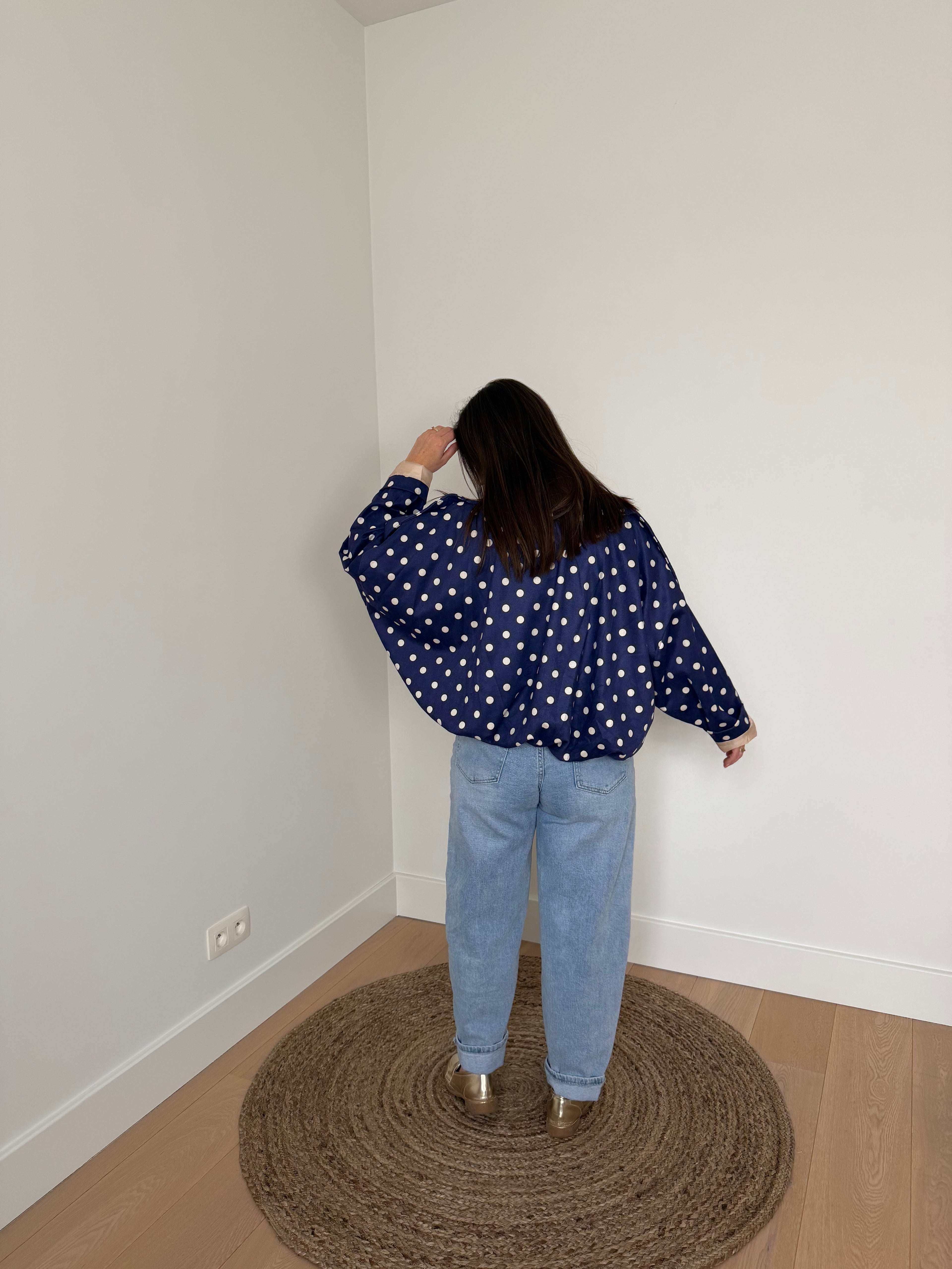 Achterkant polka dot jas in lichtblauw - My Dressing