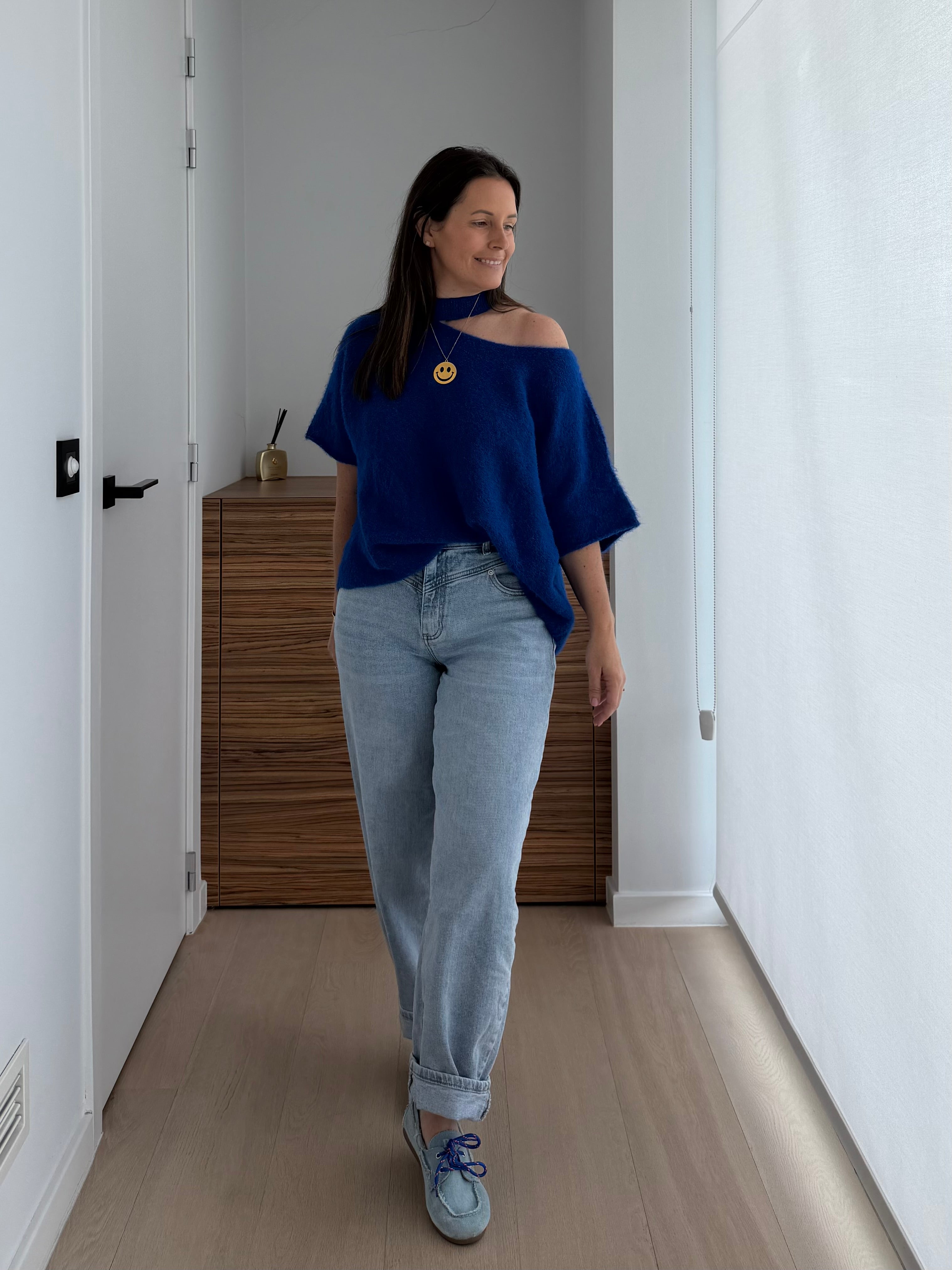 Off shoulder knit in kobalt blauw - my Dressing
