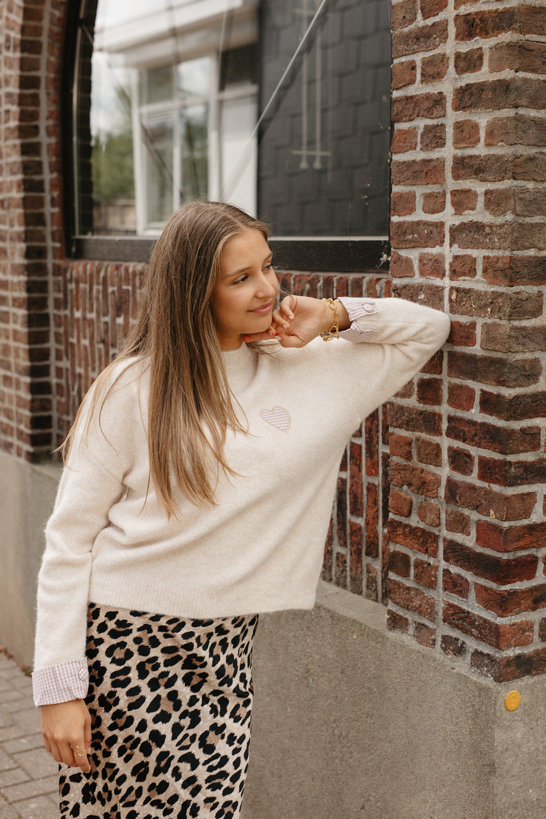 Beige knit voor dames – cozy herfst trui met speelse vichy details
