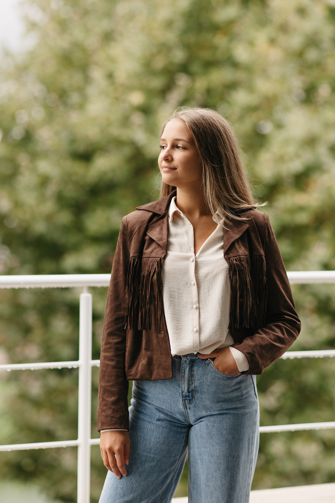 Boho jasje dames – suede look jacket in bruin met franjes, perfect voor herfst en festivals