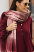 Ombre sjaal dames – zachte fluffy winter sjaal in roze en bordeaux tinten bij My Dressing