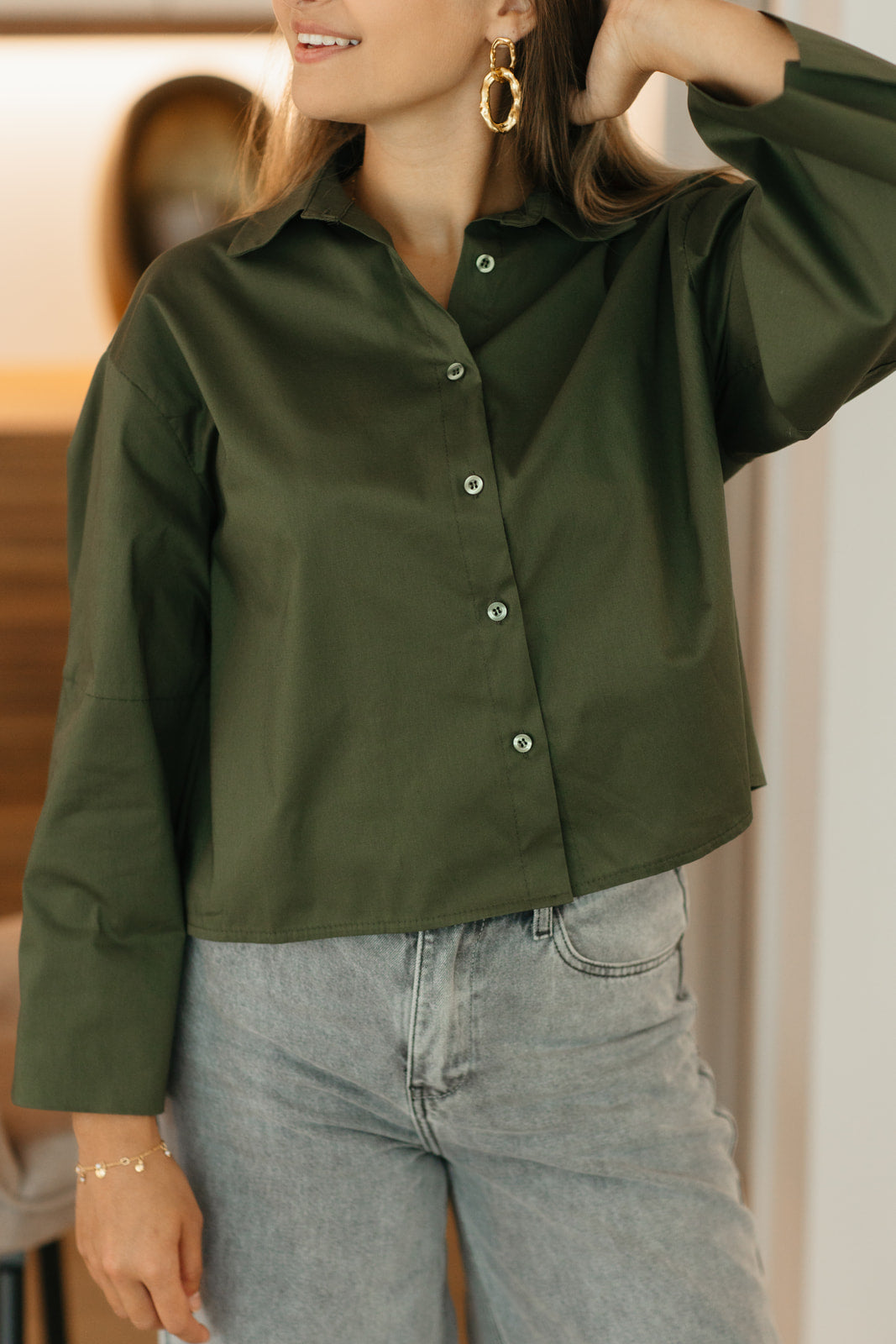 Kaki cropped blouse dames – katoenen oversized model met wijde mouwen bij My Dressing