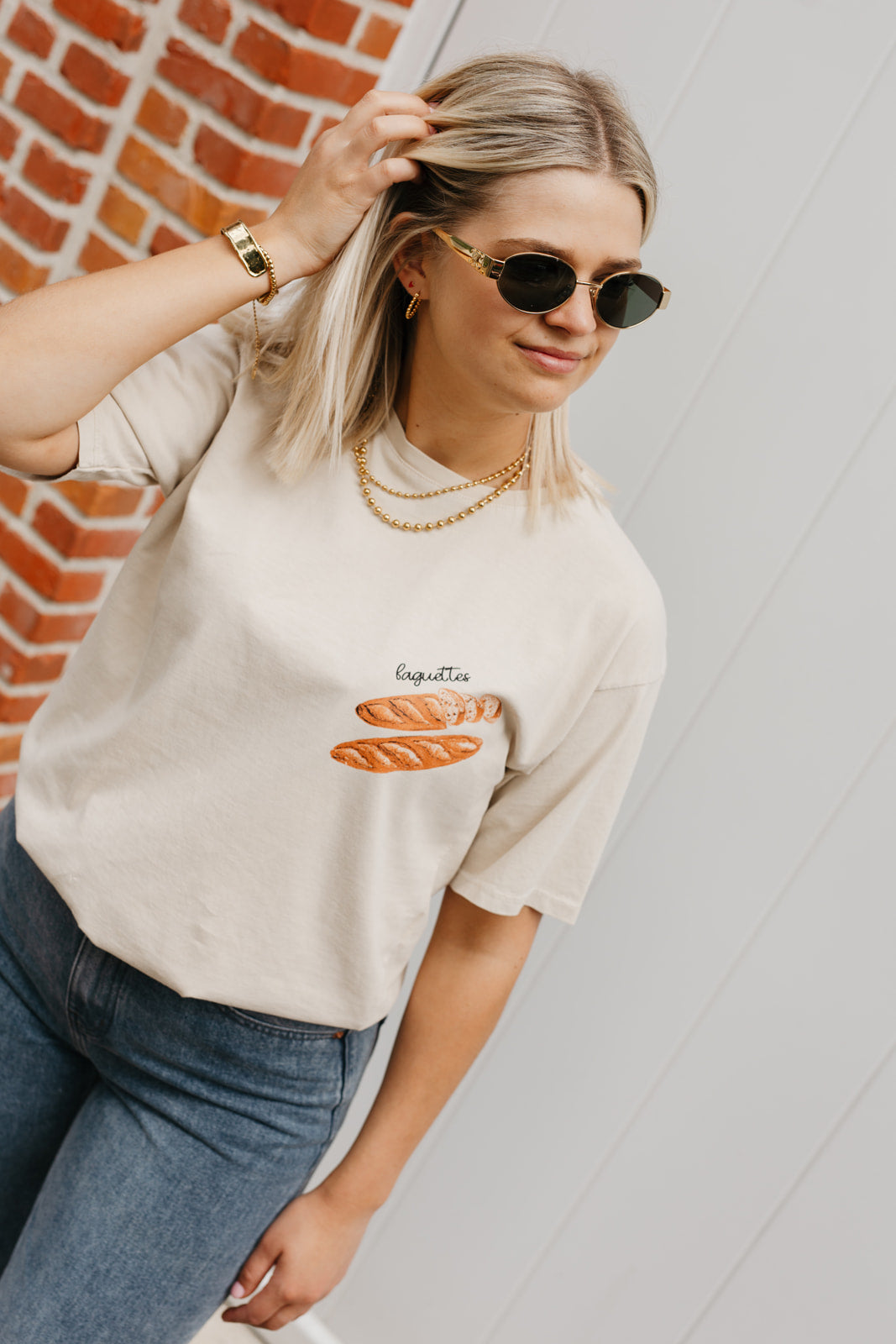 Dames T-shirt beige – korte mouwen met opdruk baguettes, comfortabele fit