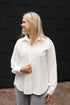 Lange witte blouse dames – oversized model van zachte polyester met knoopsluiting bij My Dressing