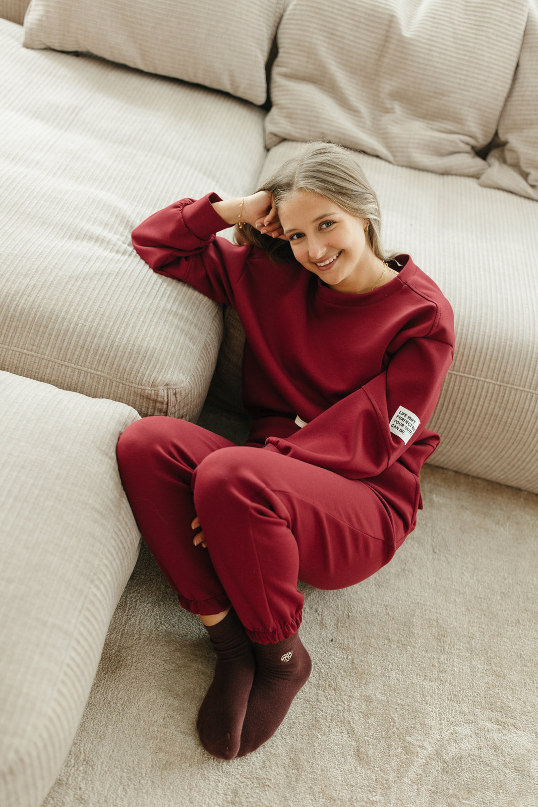 Comfy set dames – burgundy tweedelige outfit met lange mouwen trui en relaxte fit