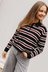 Gestreepte polo dames – zwarte top met polokraag, lange mouwen en elegante afwerking