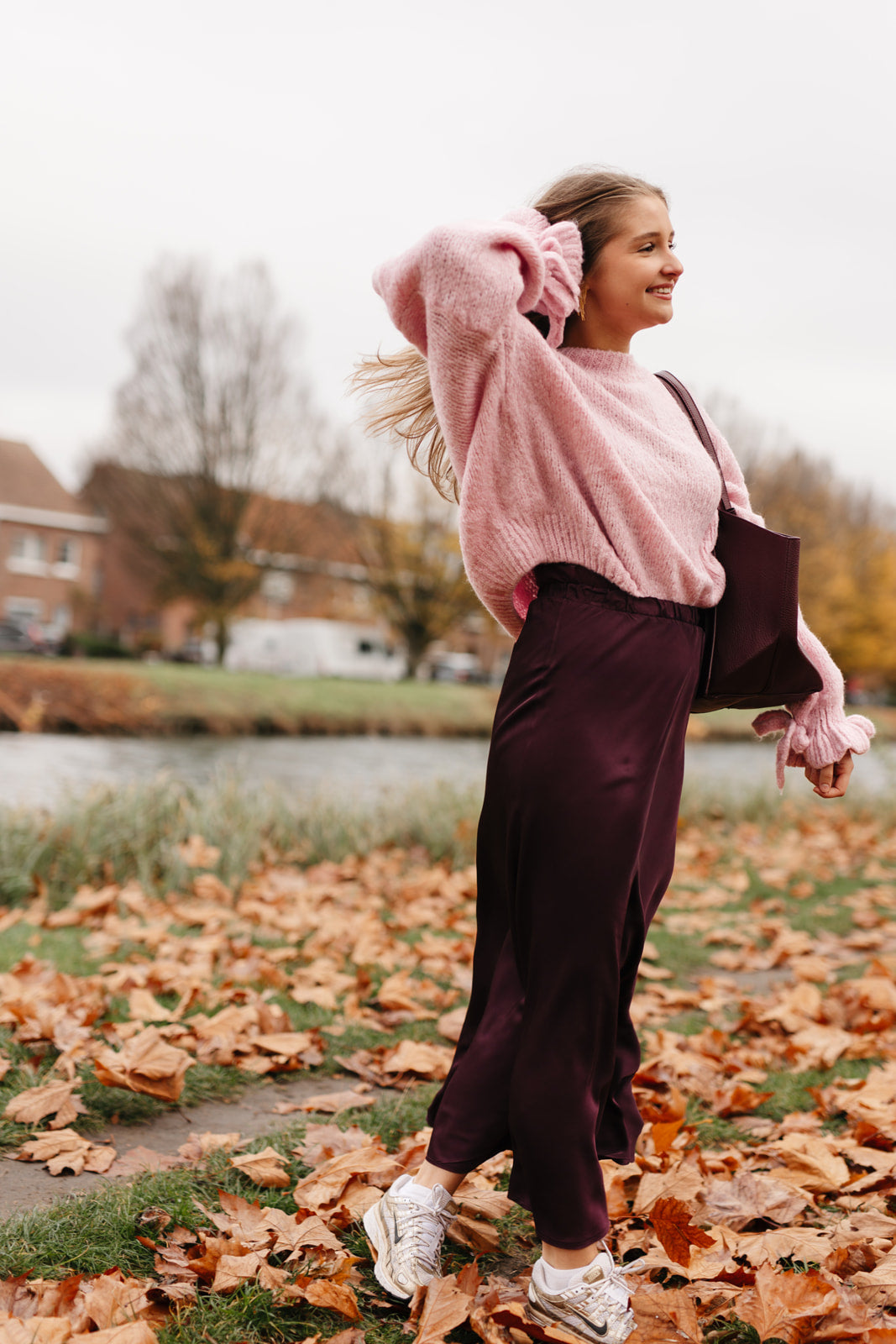 Casual outfit met roze knit