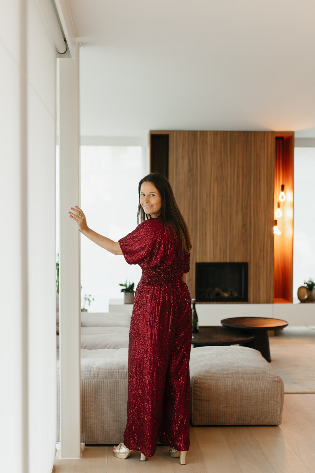 Outfitinspiratie met jumpsuit en hakken