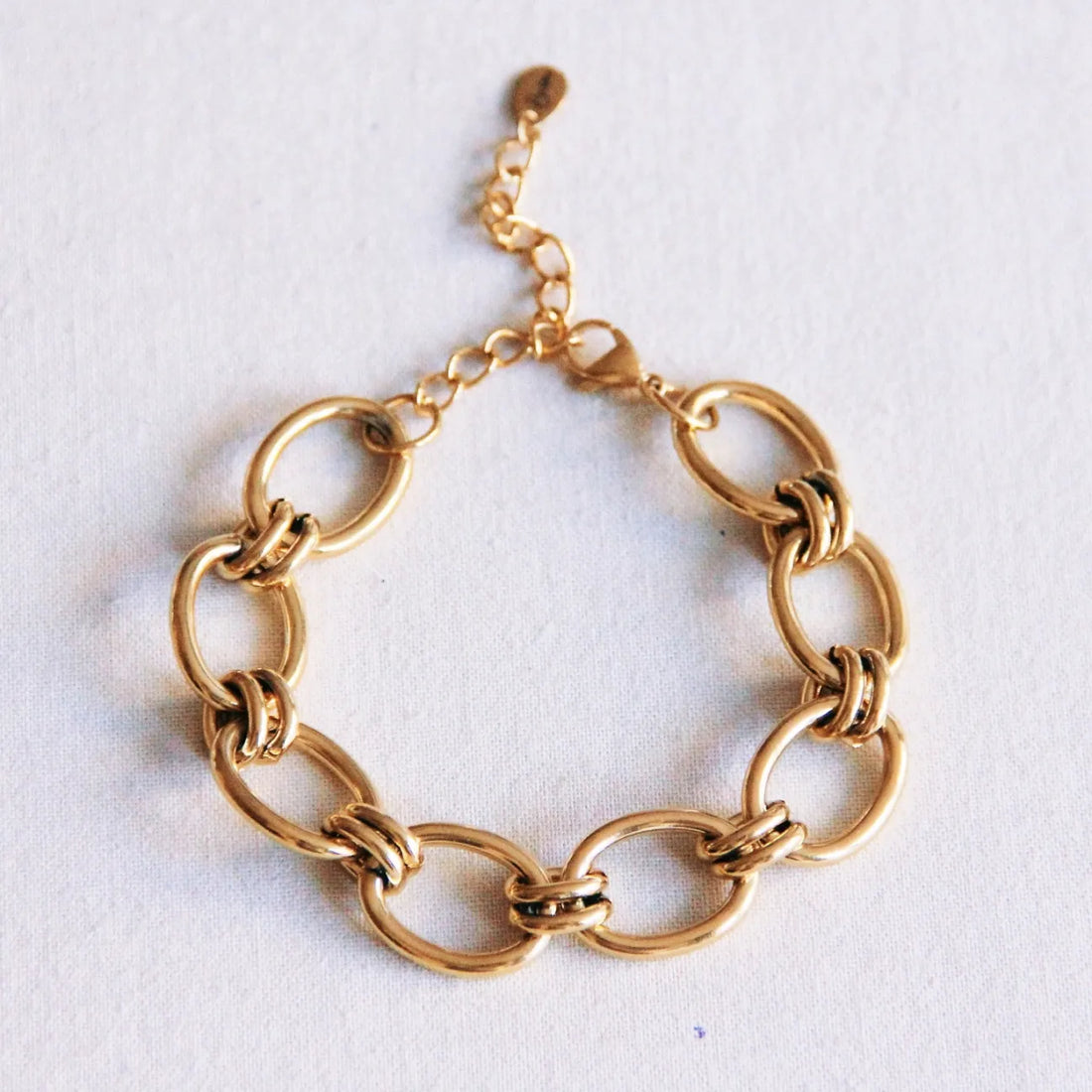 Oval chain bracelet gold