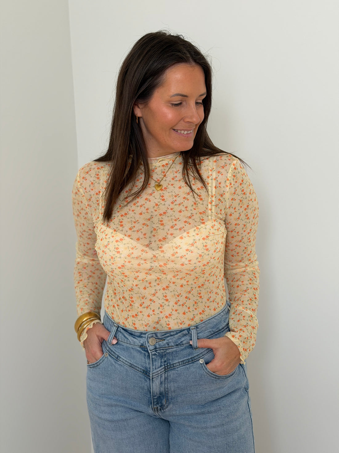 Flower longsleeve geel