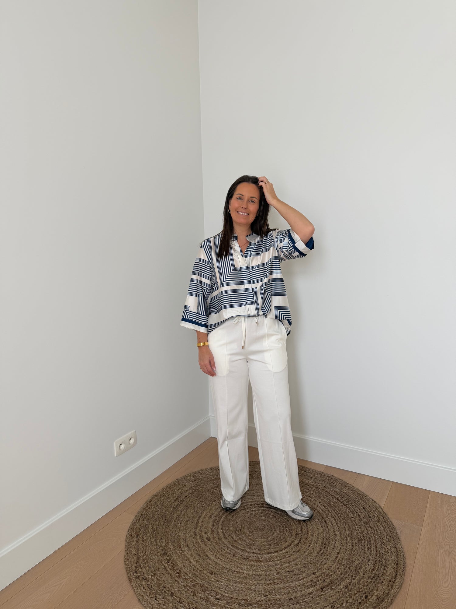 Vrouwelijke blouse met print - My Dressing