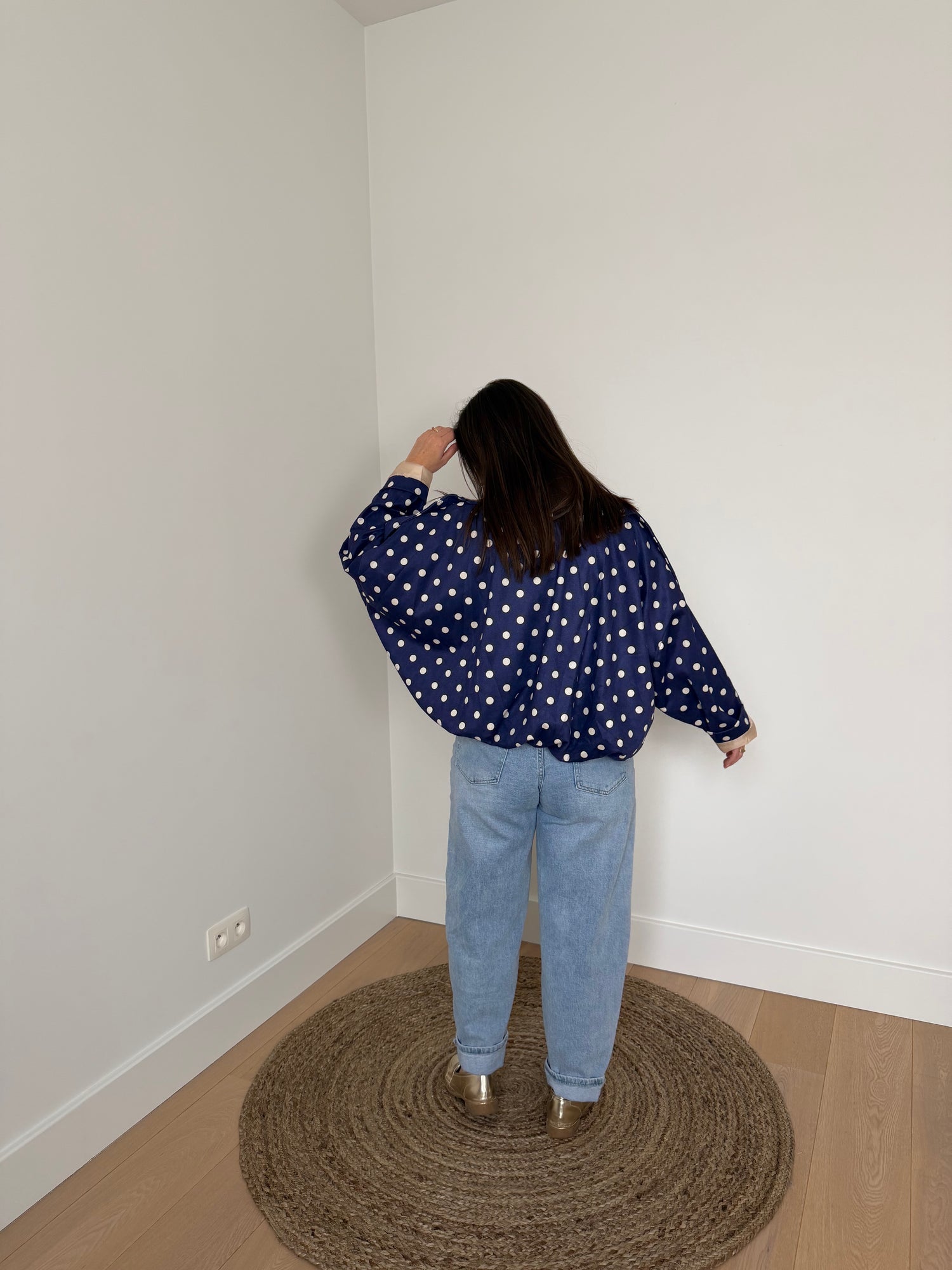 Achterkant polka dot jas in lichtblauw - My Dressing