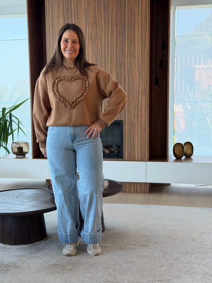 Heart sweater camel