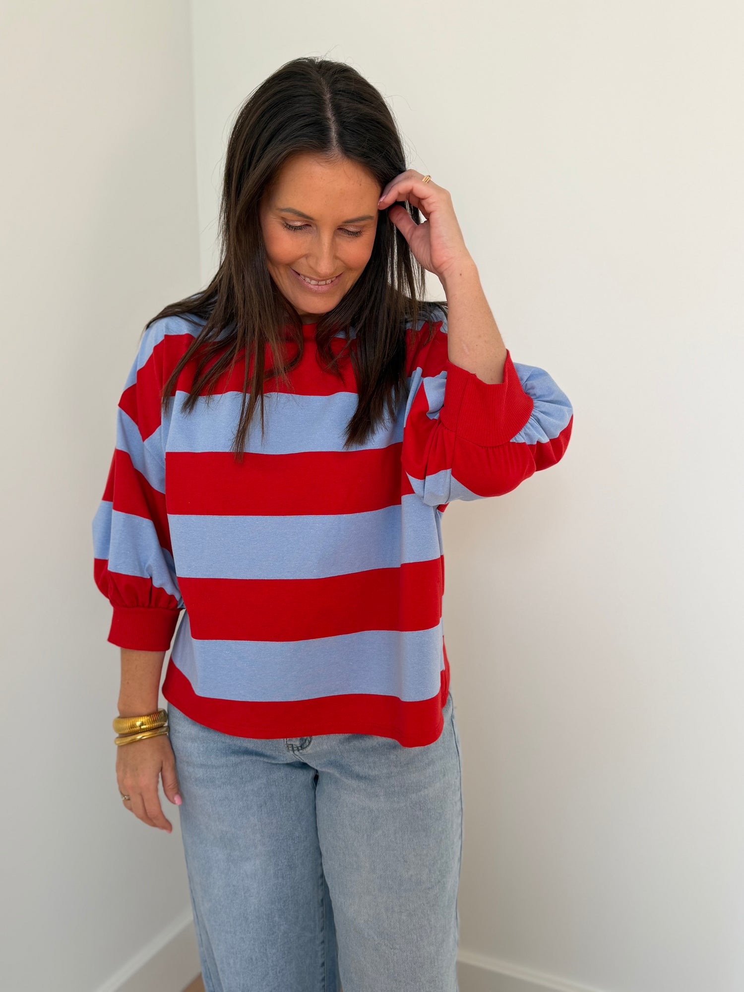 Blauw rood oversized shirt met korte pofmouw - My Dressing