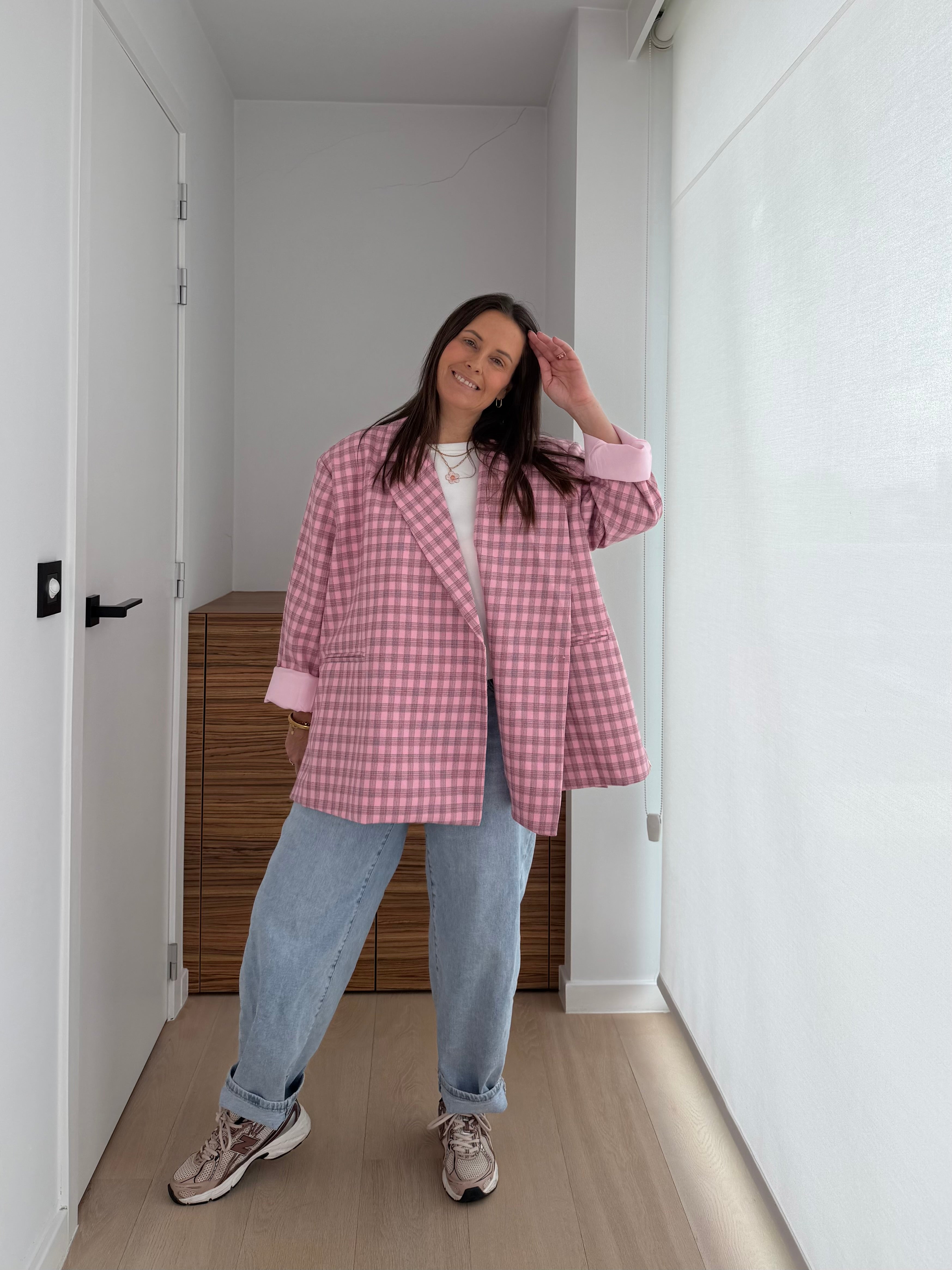 Trendy dames blazer met oversized pasvorm en omgeslagen mouwen
