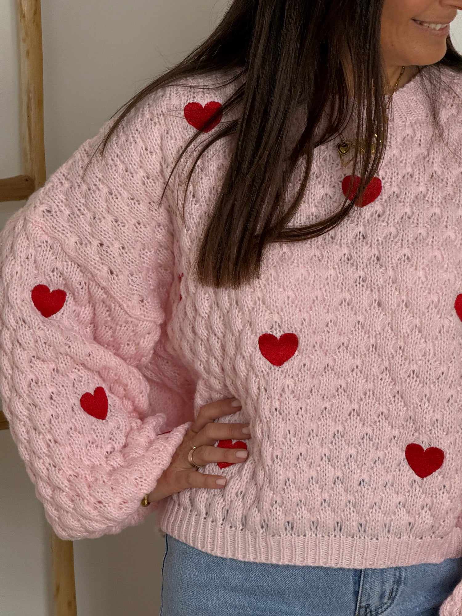 Roze trui met rode hartjes - My Dressing