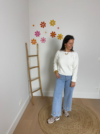 Witte trui met V-hals achteraan - My Dressing