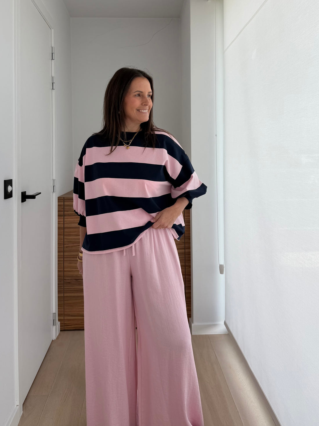 Gestreepte t-shirt in marine/roze met pofmouwen - My Dressing