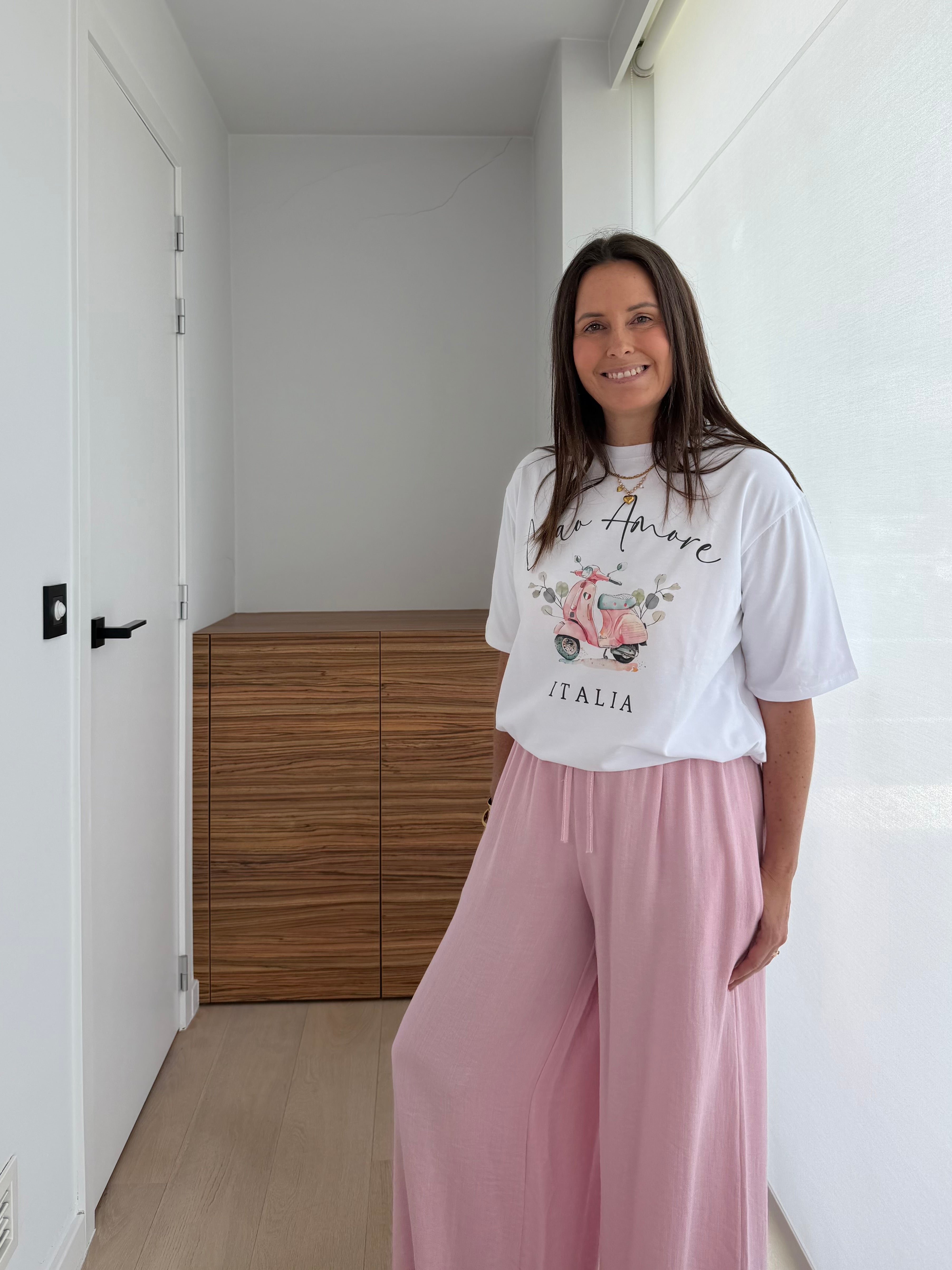 Comfortabele dames T-shirt met speelse vakantie print en losse fit