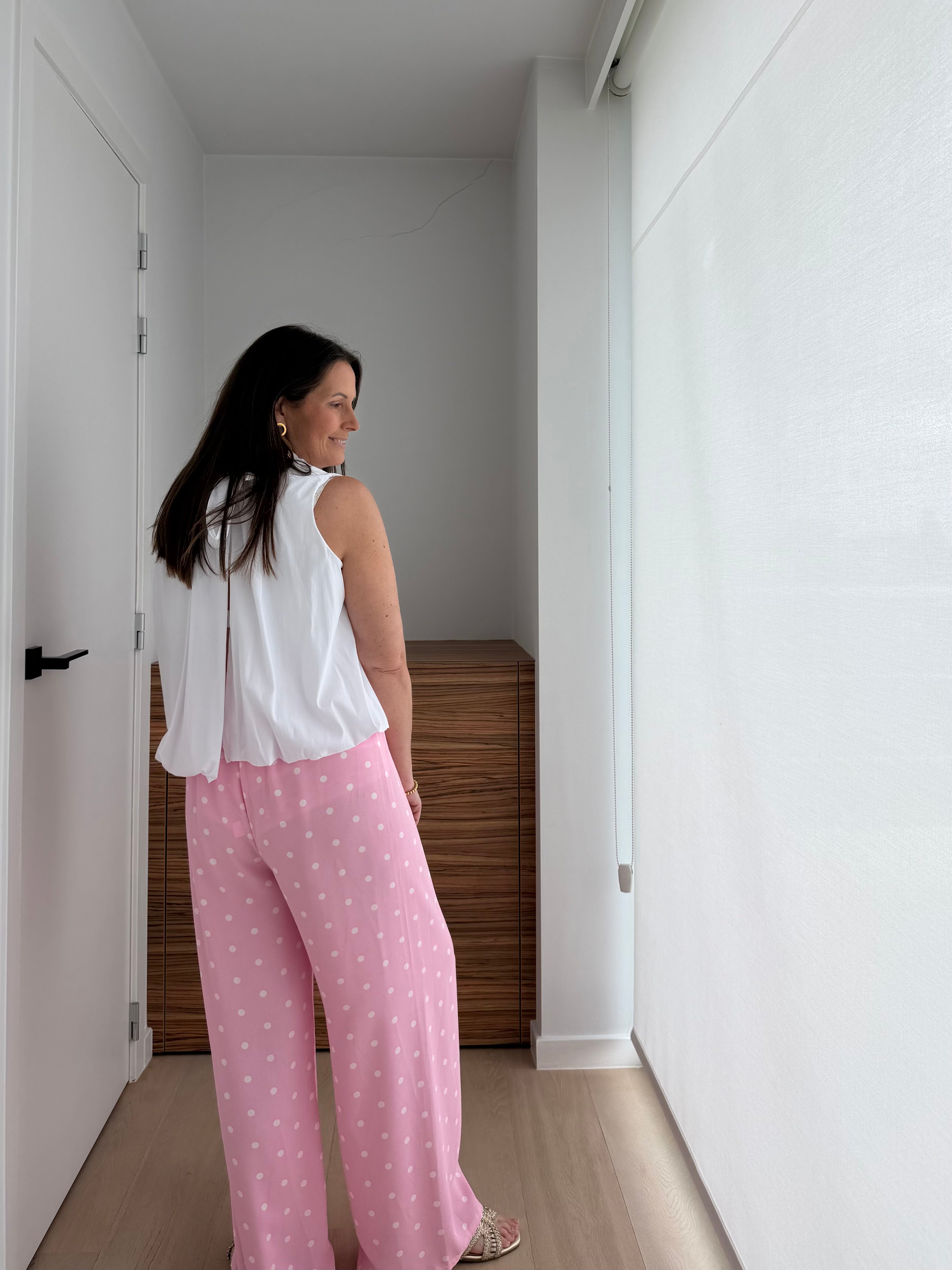 Roze losse broek met witte stippen - My Dressing