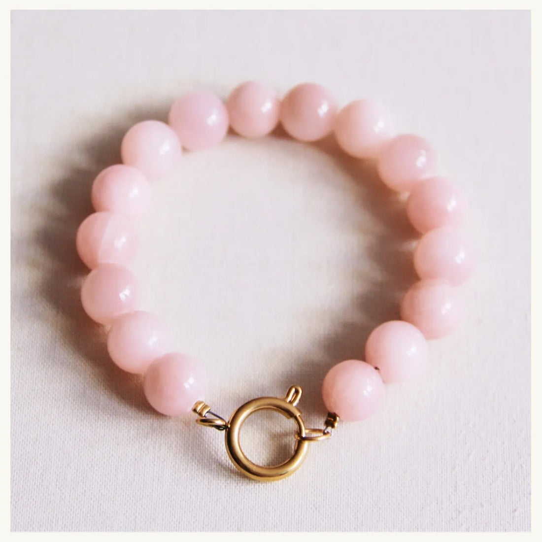 Kralen armband van natuursteen roze