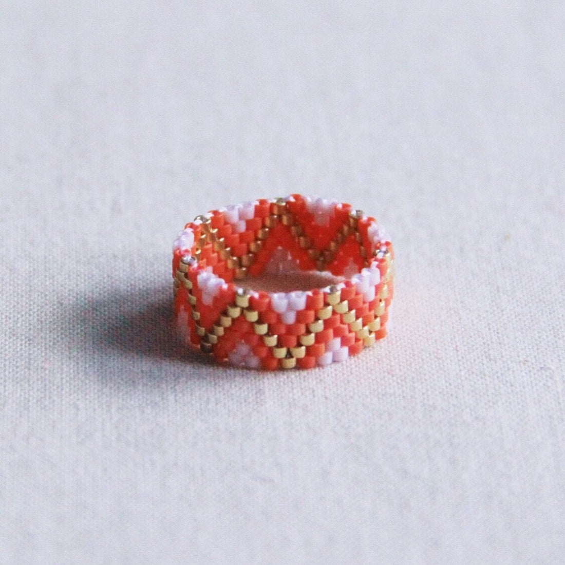 Tila Tangle ring