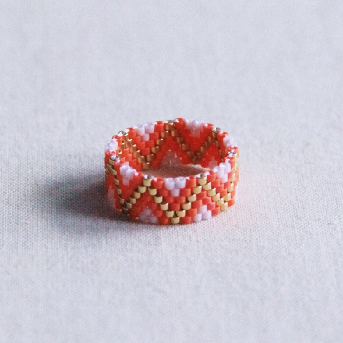 Tila Tangle ring