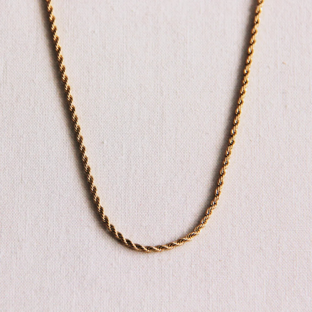 Twisted necklace