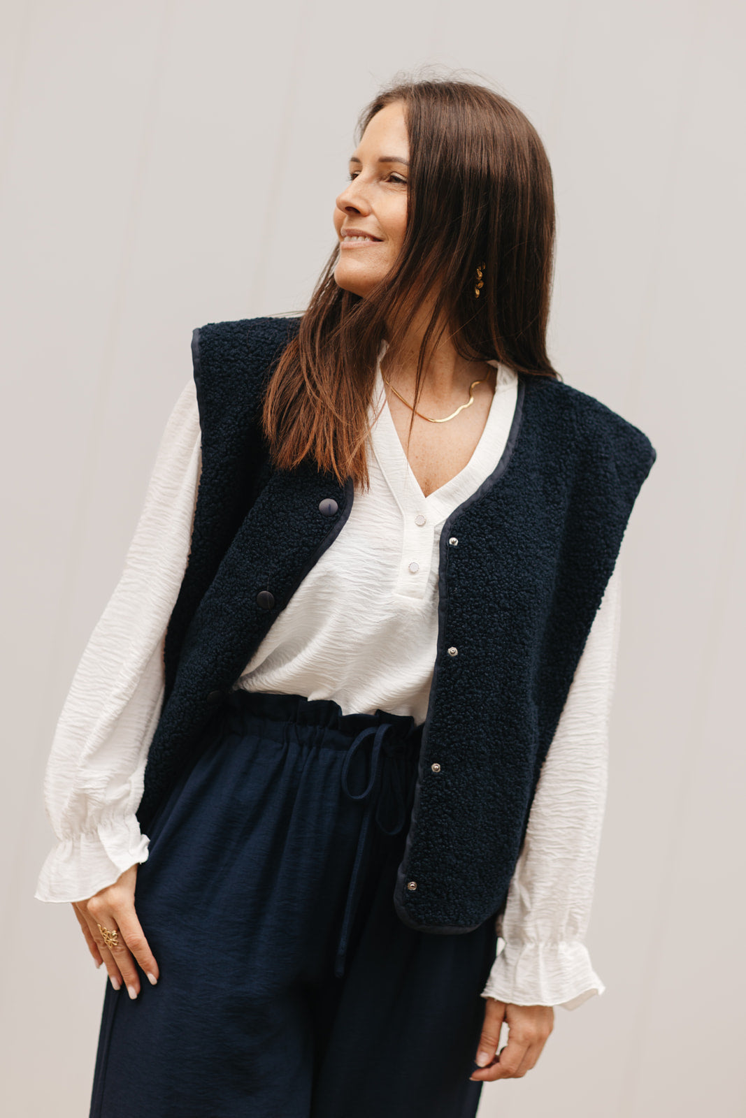 Teddy vest dames – marineblauw mouwloos gilet met comfortabele en stijlvolle fit