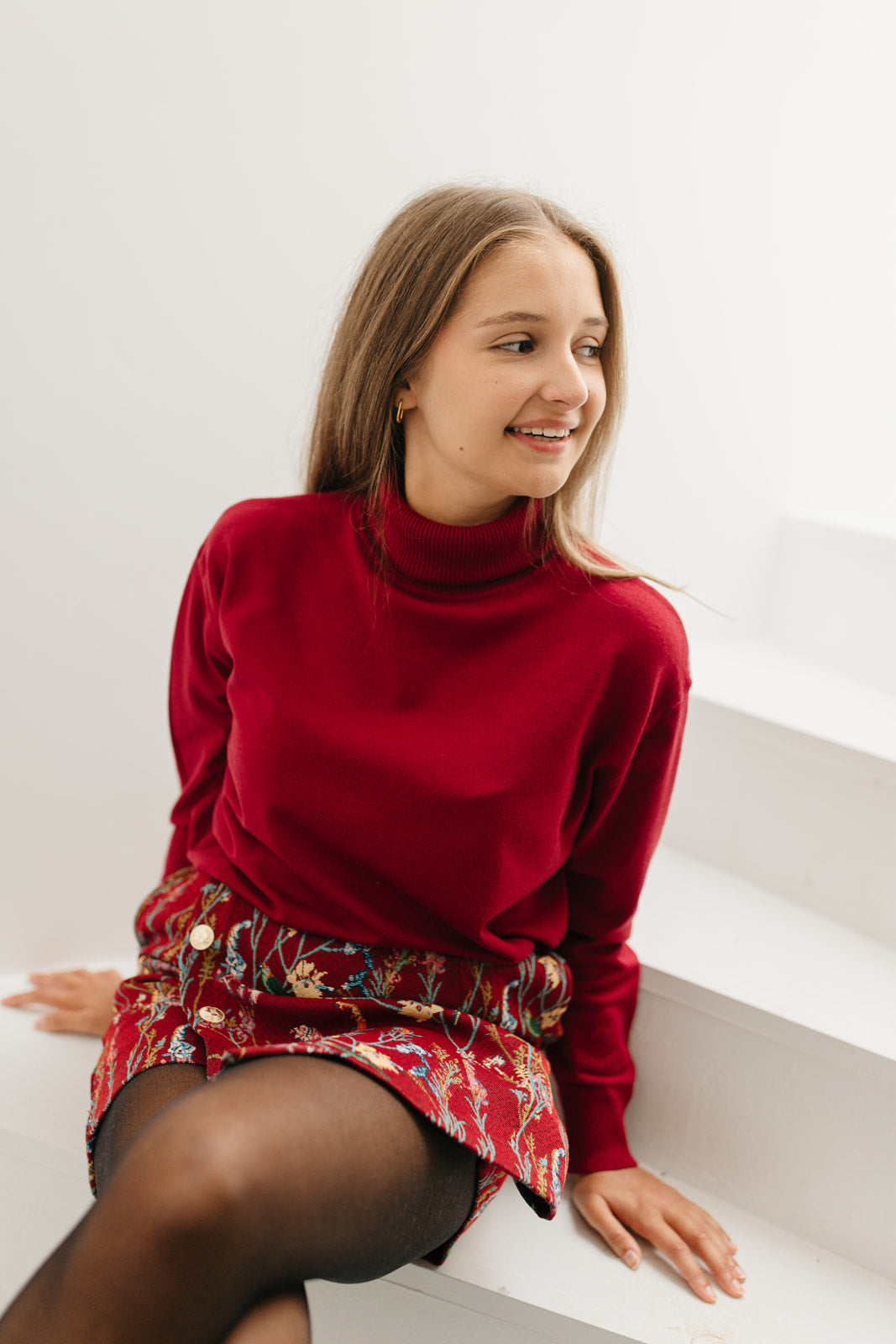 Burgundy rolkraag sweater dames – zachte knit, ideaal voor herfst en winter bij My Dressing