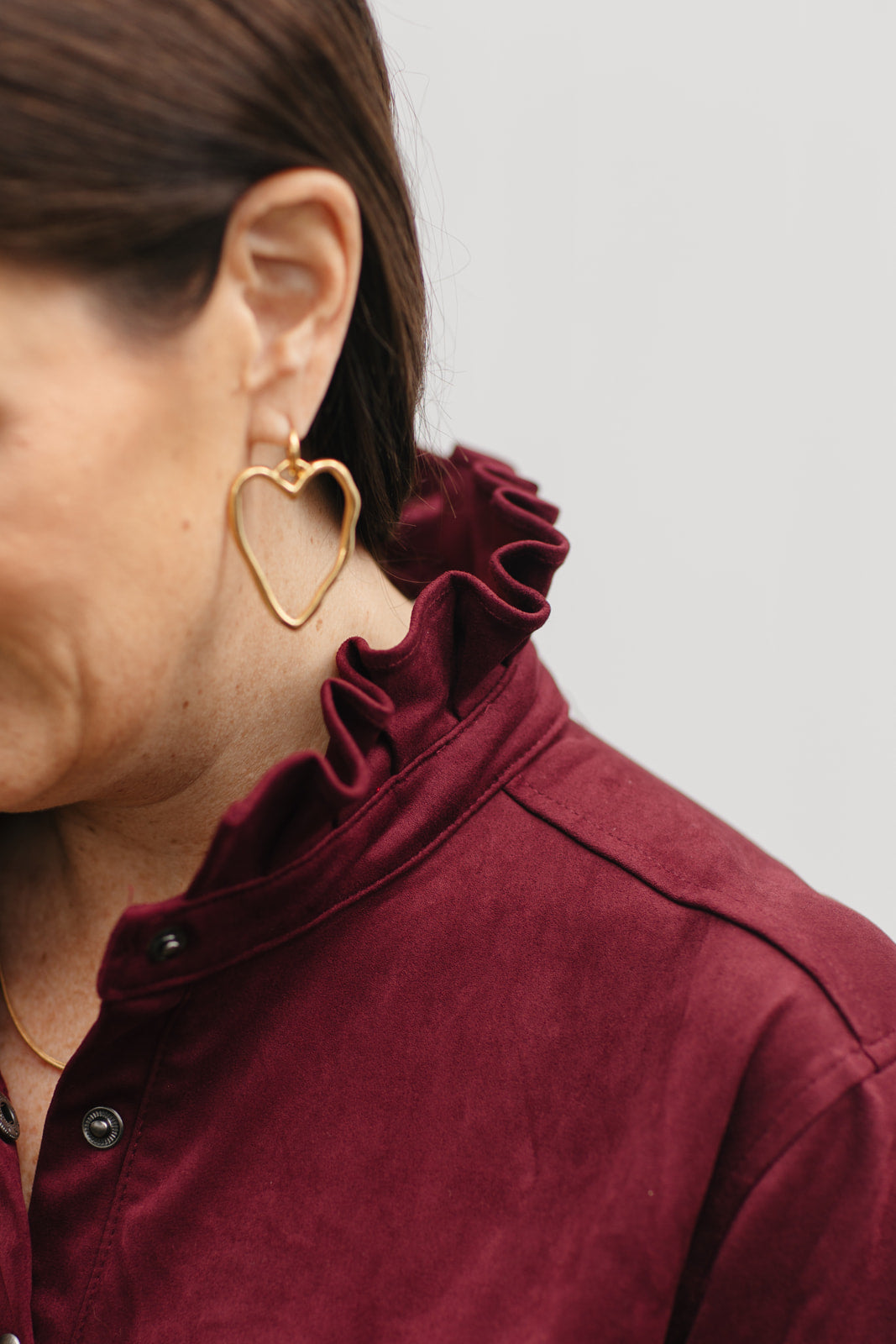 Burgundy faux suede jurk – lange damesjurk met soepele stof en minimalistisch design