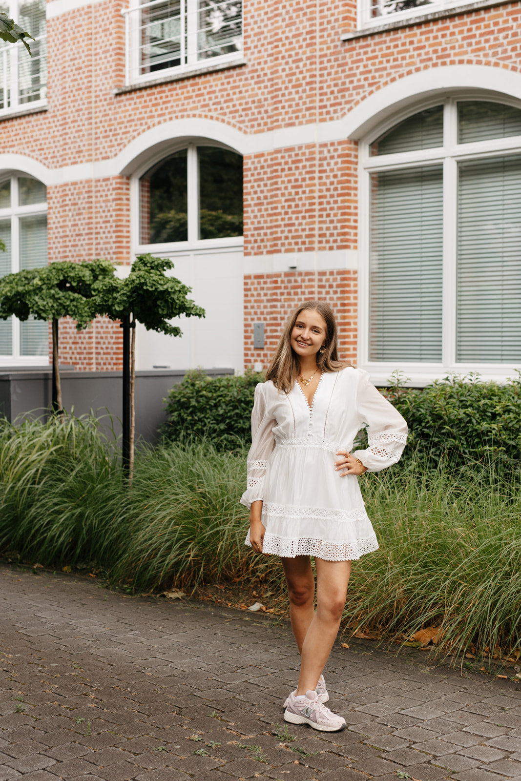 Luna lace dress