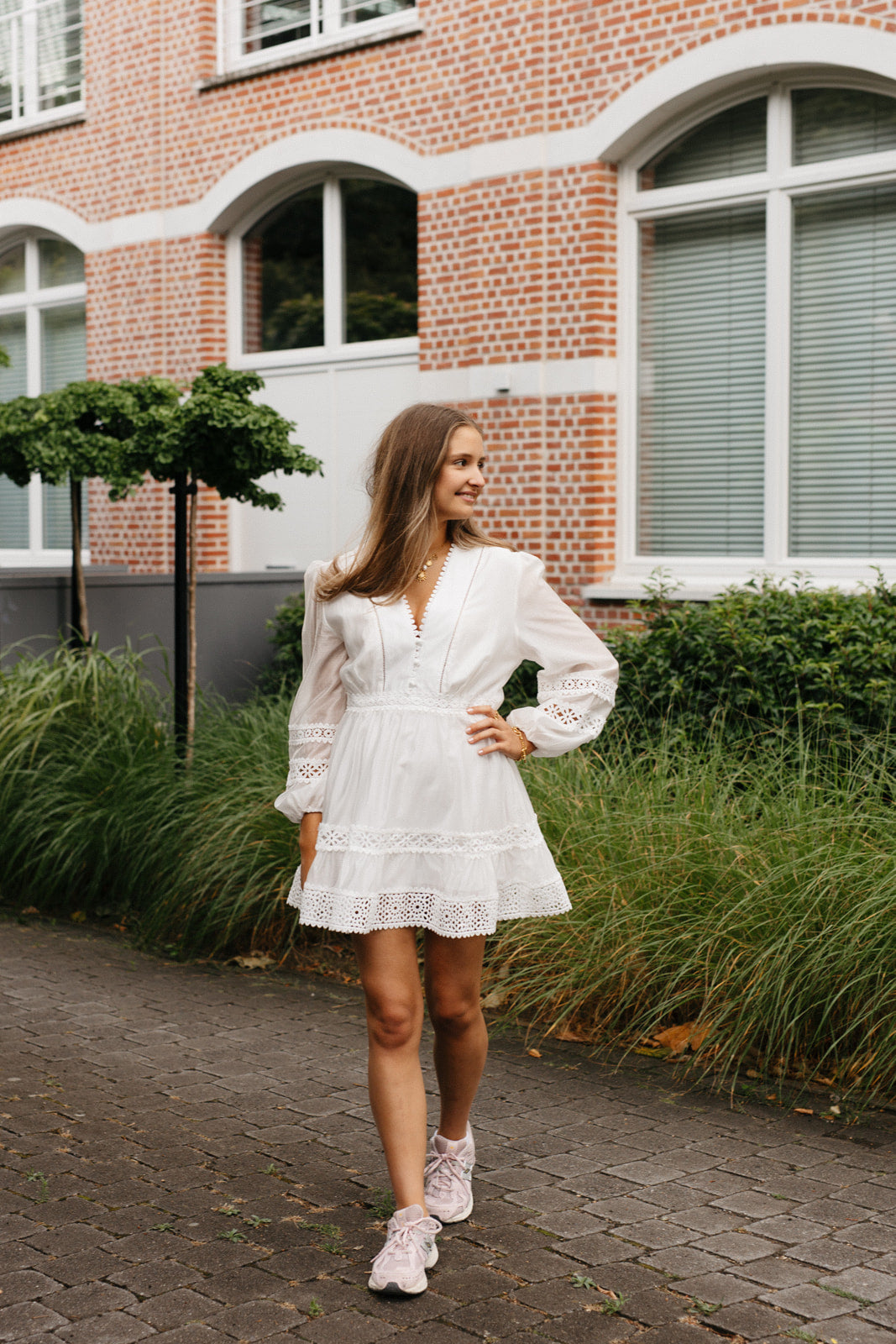 Luna lace dress
