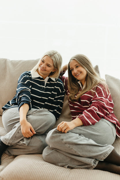 Oversized striped polo – blauwe en witte damespolo met preppy touch en comfortabele pasvorm