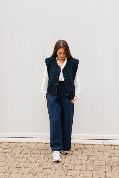 Dames broek blauw – comfortabele losse broek met rekker in de taille en stijlvolle strik