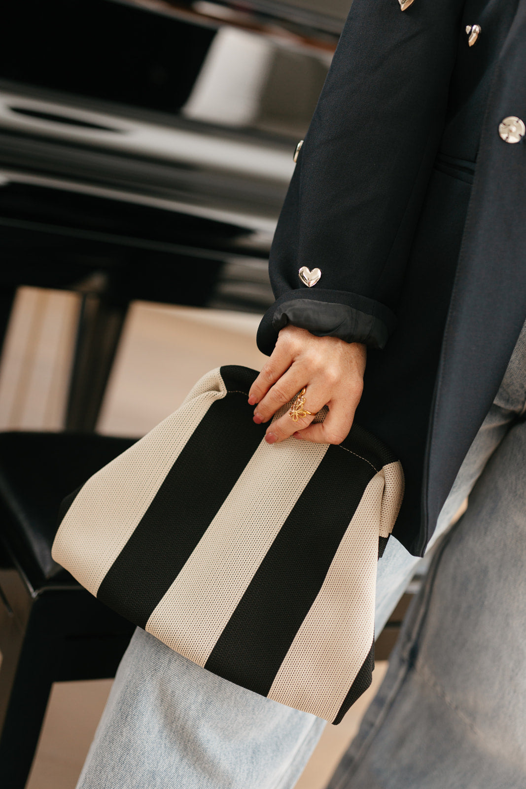 Gestreepte clutch zwart/wit