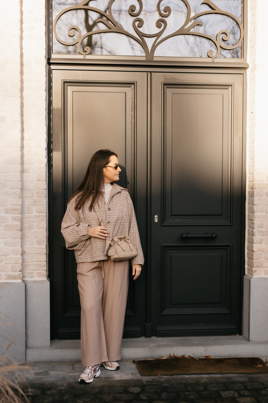 Losse brede broek taupe met rekker - My Dressing