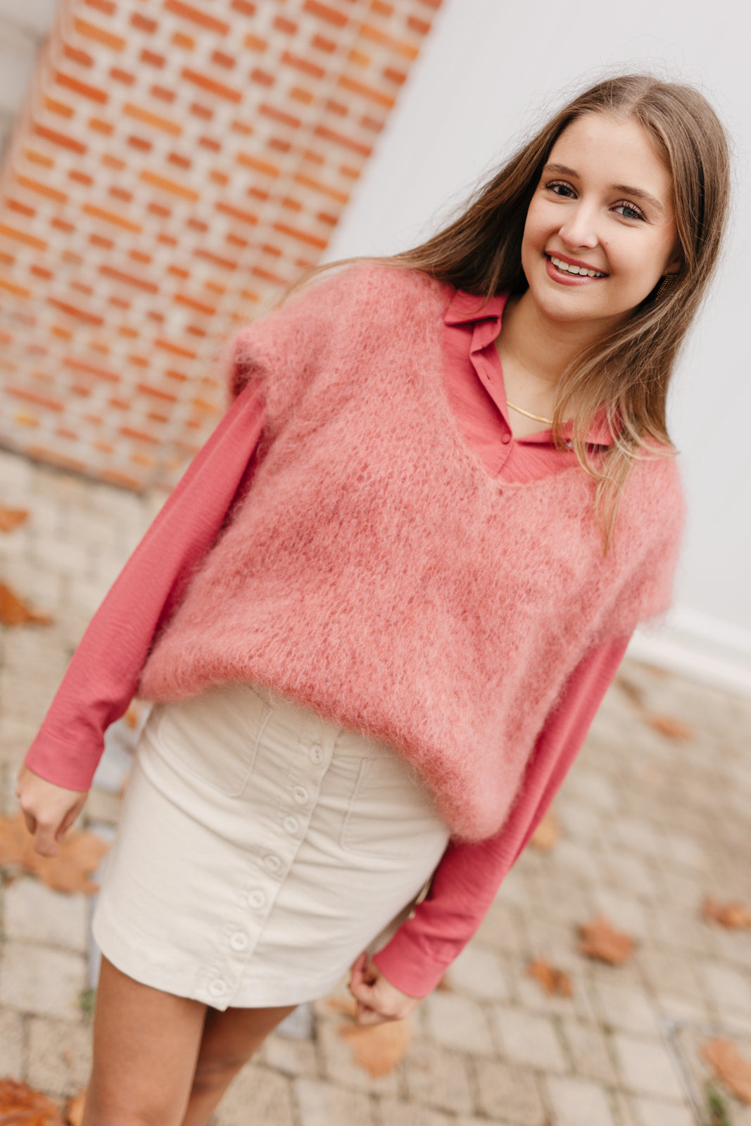 Oudroze blouse met V-hals en kraag