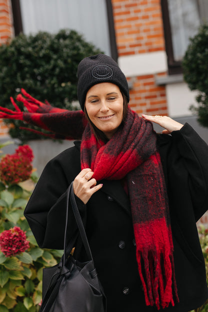 Rode sjaal met kleurblokken – rood, donkerrood &amp;amp; zwart