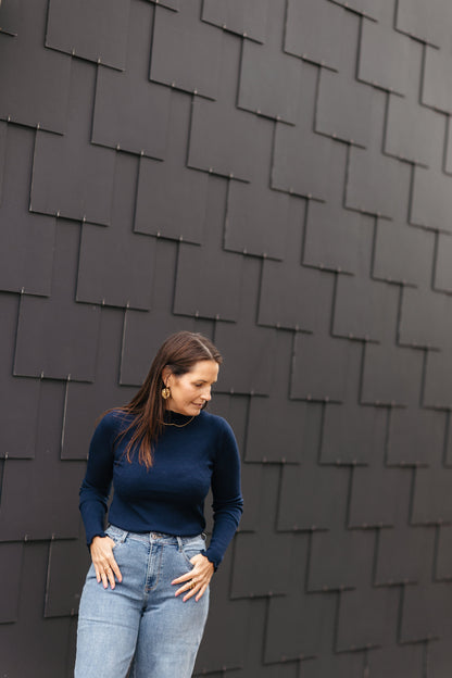 Marineblauwe longsleeve met lange mouwen